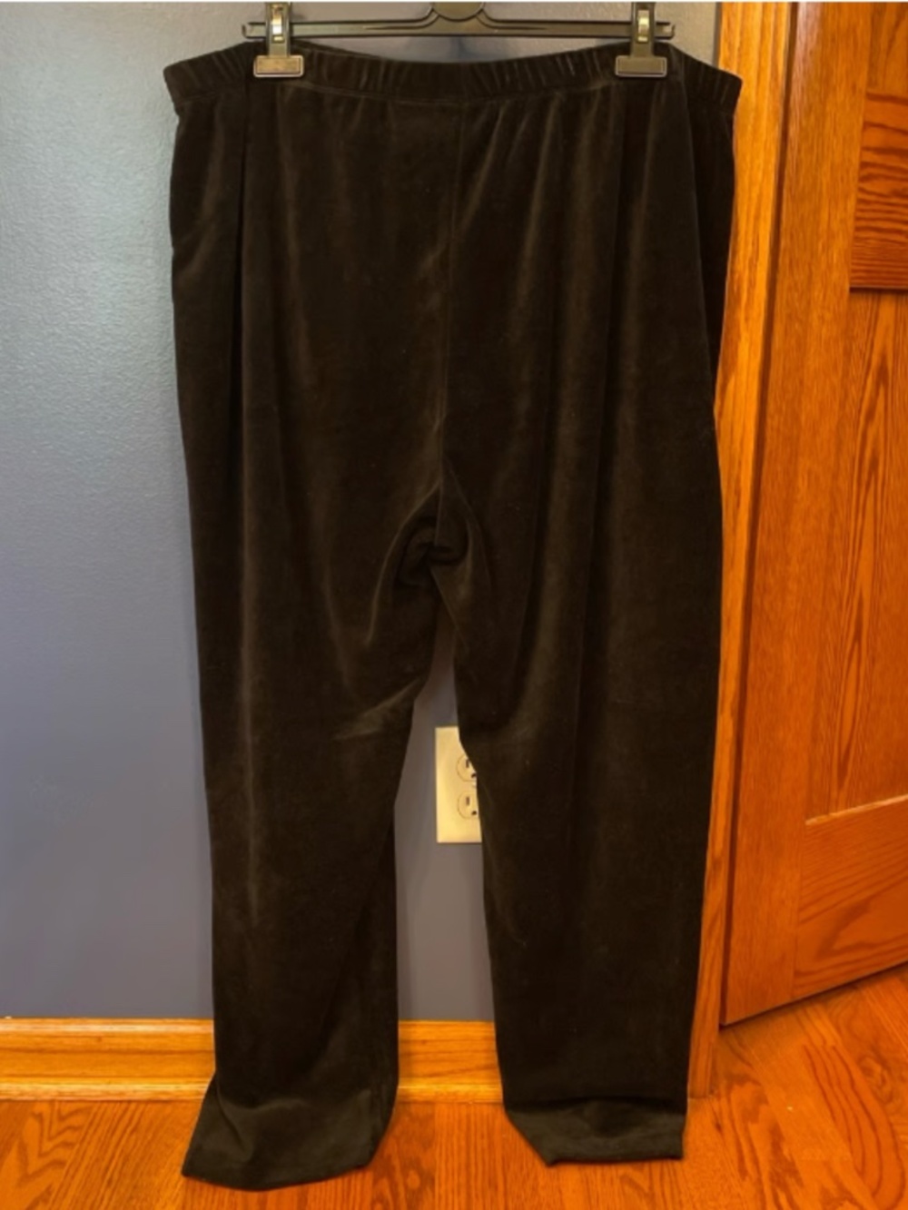 Ruby Rd. Pants - Picture 2 of 3